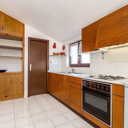 Karin Apartman Pomer